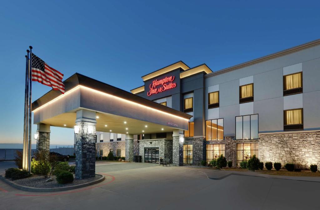 Hampton Inn & Suites Childress photo