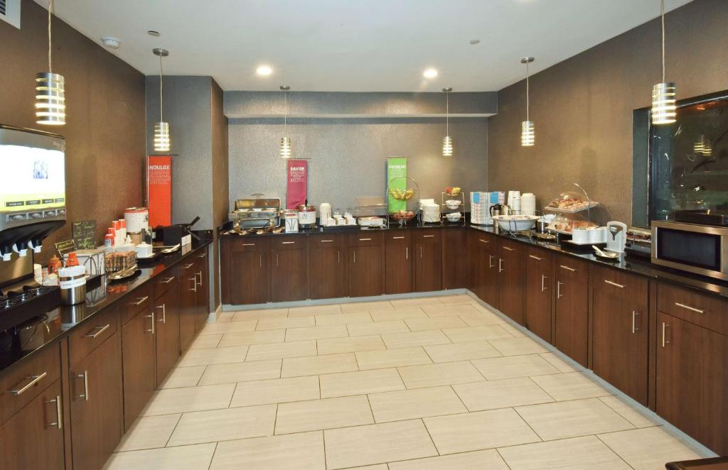 ハンプトン イン マディソン (Hampton Inn Madison) お料理のイメージ