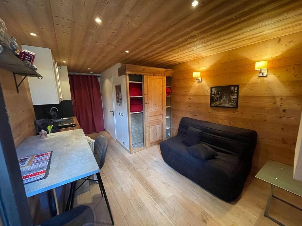 LOUE STUDIO MEGEVE - 1