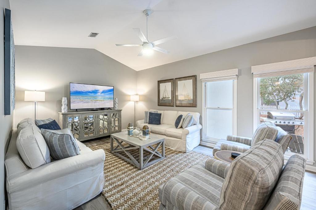 A Wave From It All - 24 Cassine Garden, Santa Rosa Beach