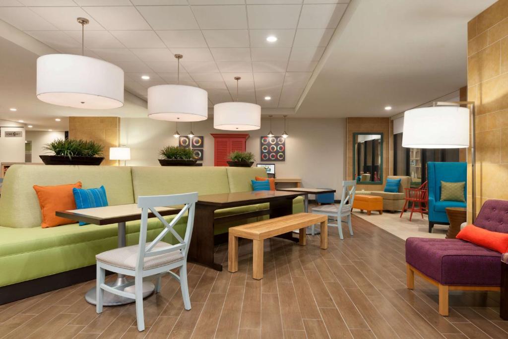 Home2 Suites by Hilton Oklahoma City Quail Springs photo