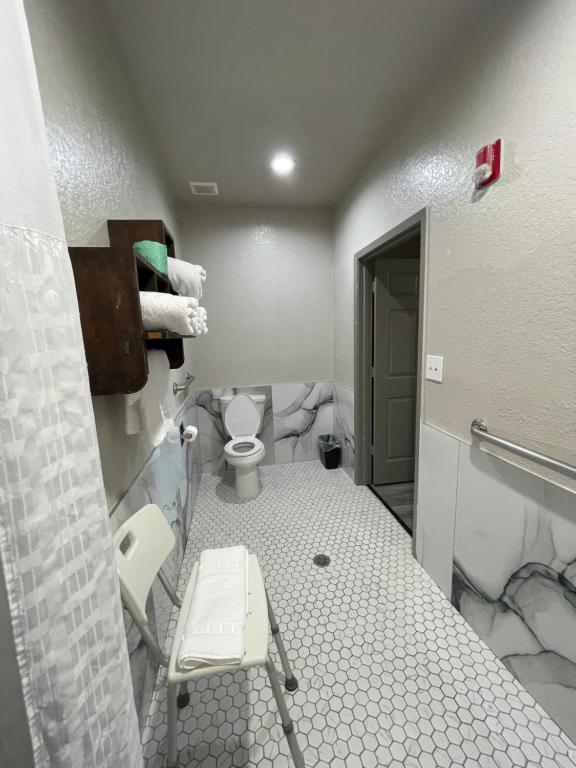 Days Inn by Wyndham Dickinson TX photo