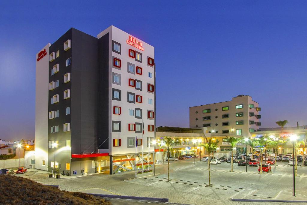 Hilton Garden Inn Queretaro - 1