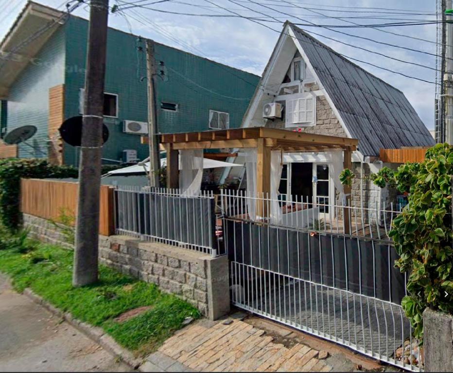Chalé com piscina perto do mar, Florianópolis