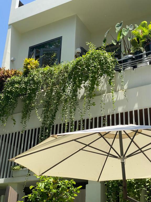 Nhat Quang House