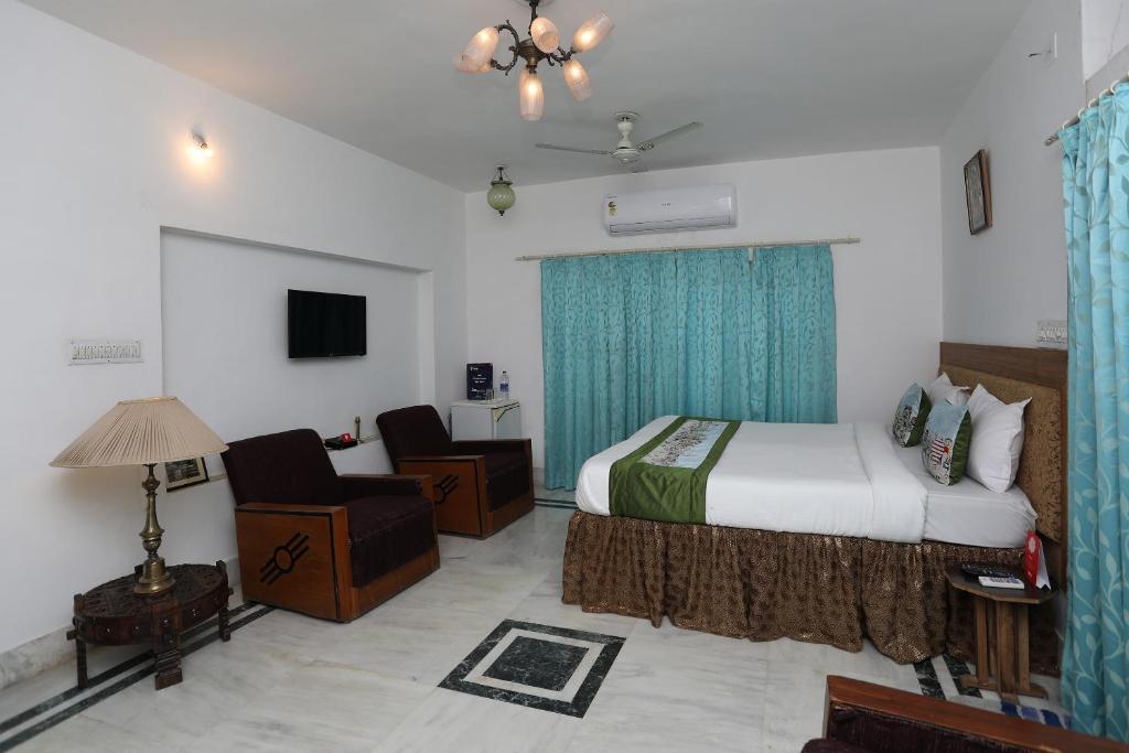 OYO Home 81306 Home Modern Stay photo