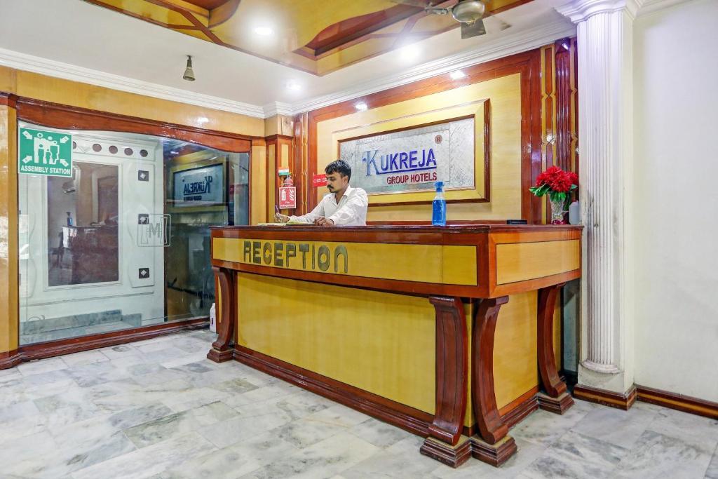Collection O 81910 Hotel Mandakini photo