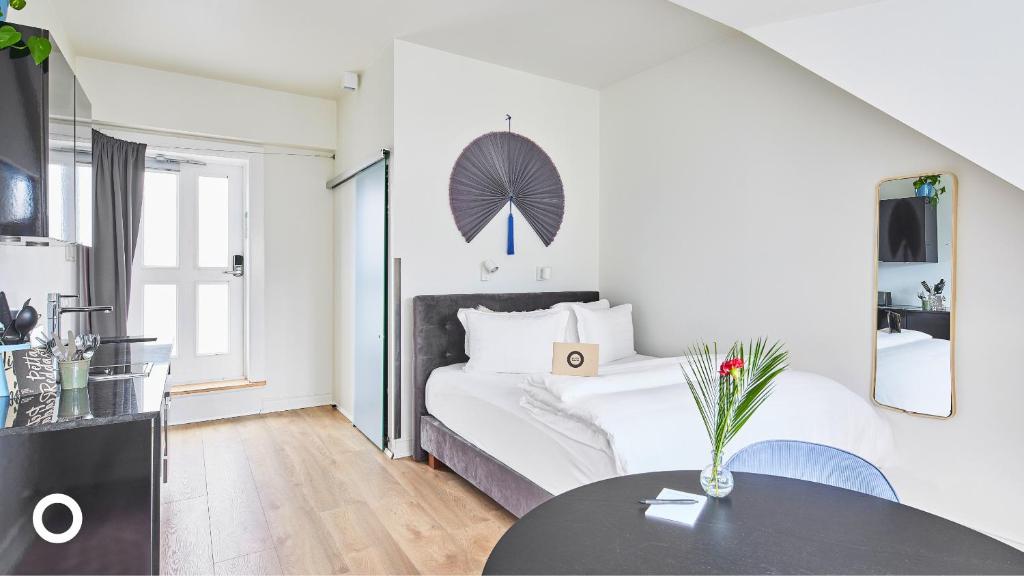 Thingholt Apartments from Center Hotels photo