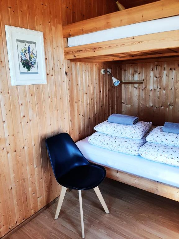 Lambhus Glacier View Cabins photo