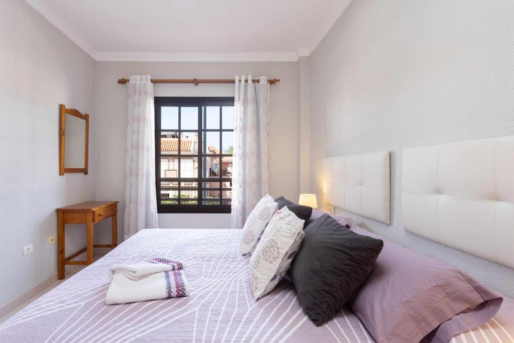 Agradable piso con piscina & playa terraza y WIFI - 5