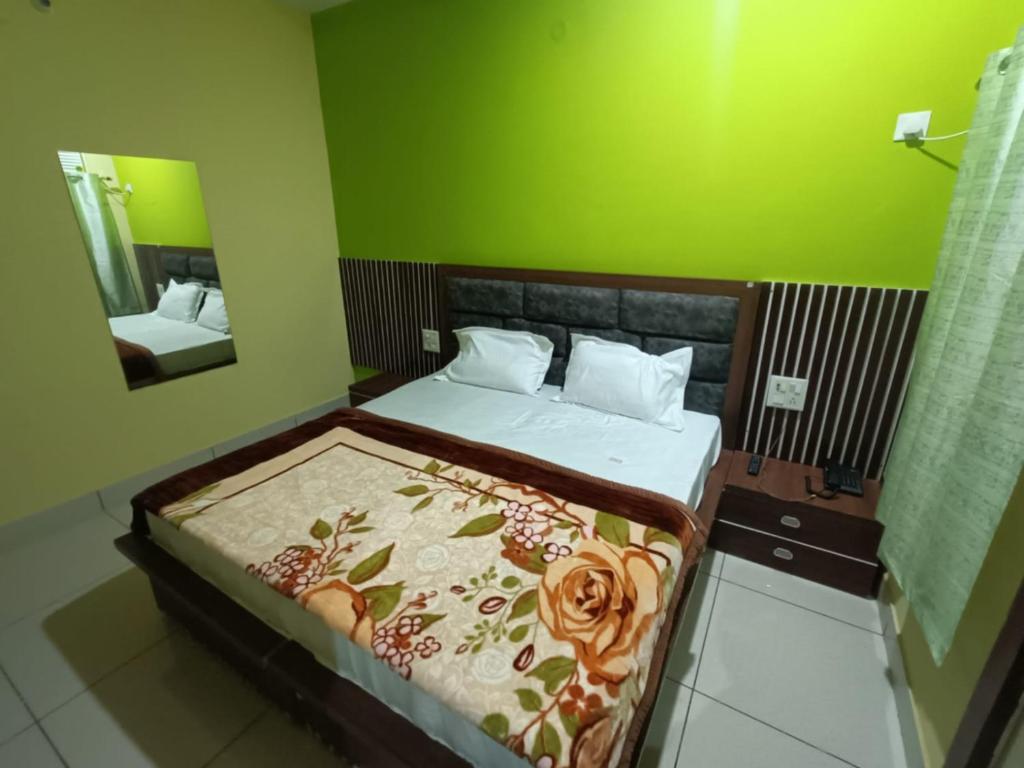 Om hotel photo