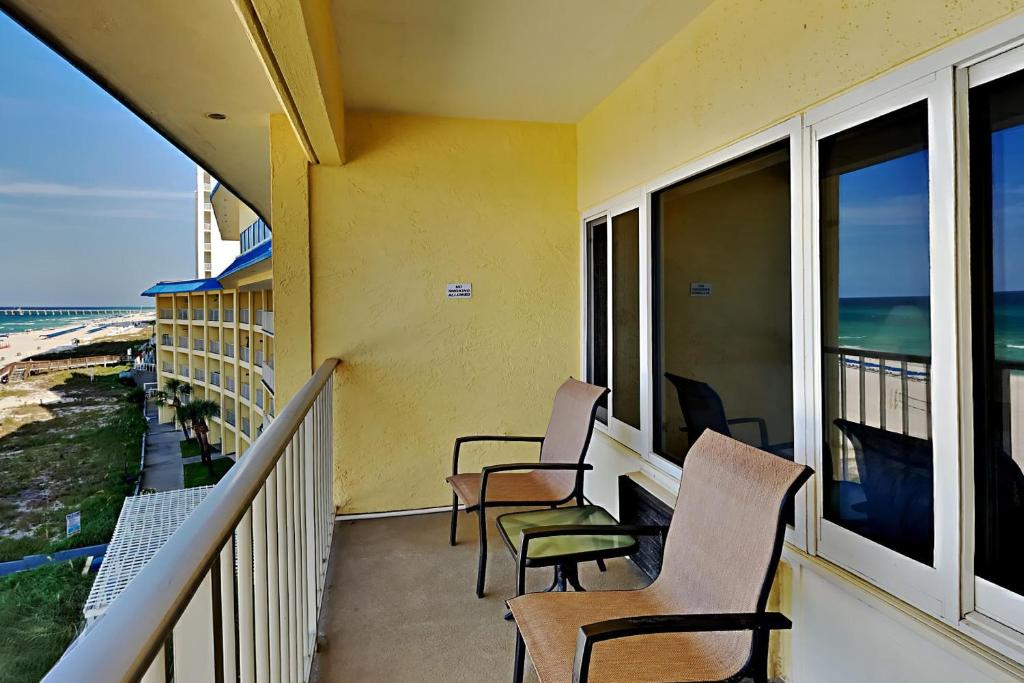 Continental 504, Panama City Beach