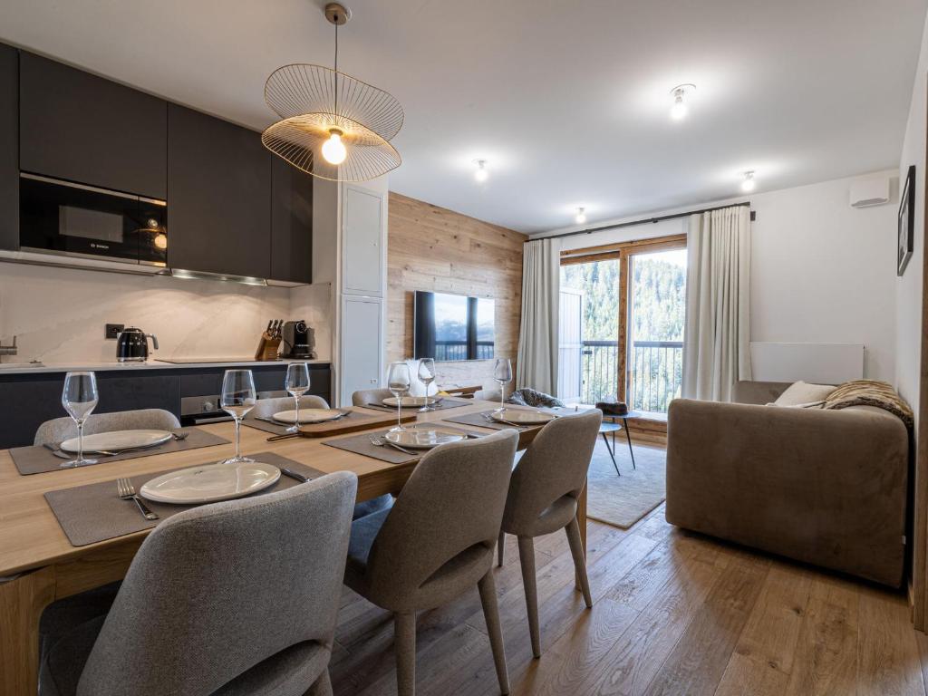 Neuf et Ensoleillé, 2P + Cabine, Proche Centre et Pistes, Balcon, Wifi, Parking - FR-1-575-172 - 1