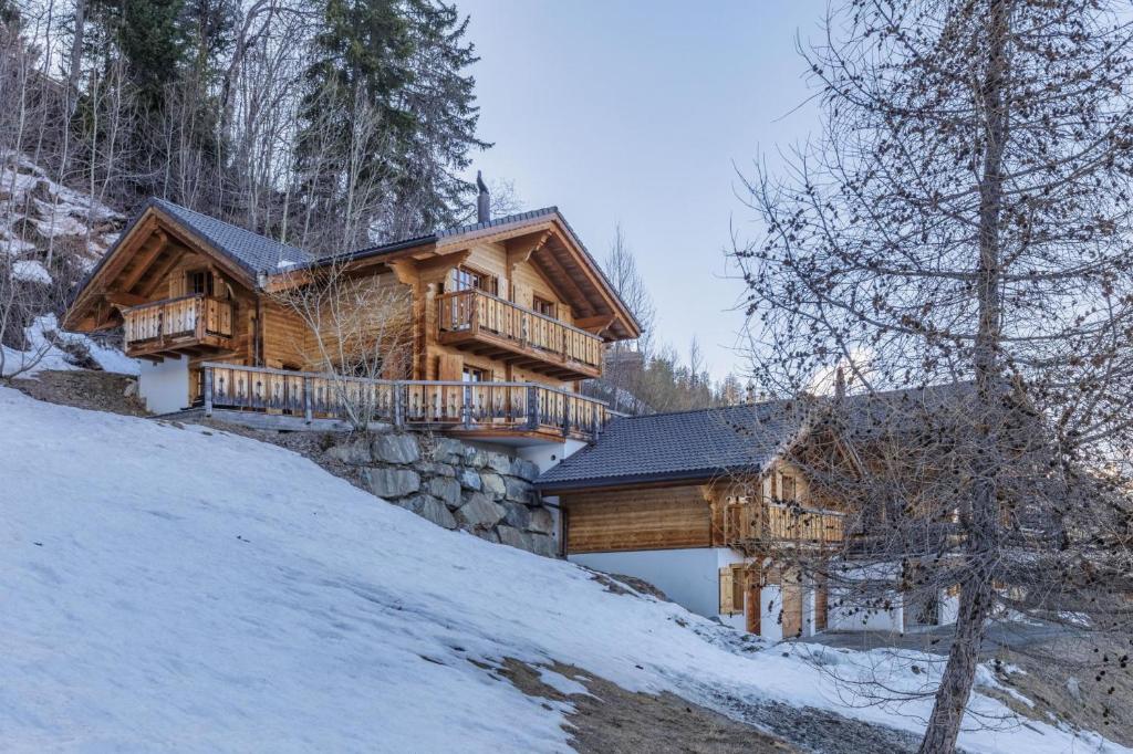 Chalet Coucou Luxury 10 pax Chalet with incredible views and garage - 5