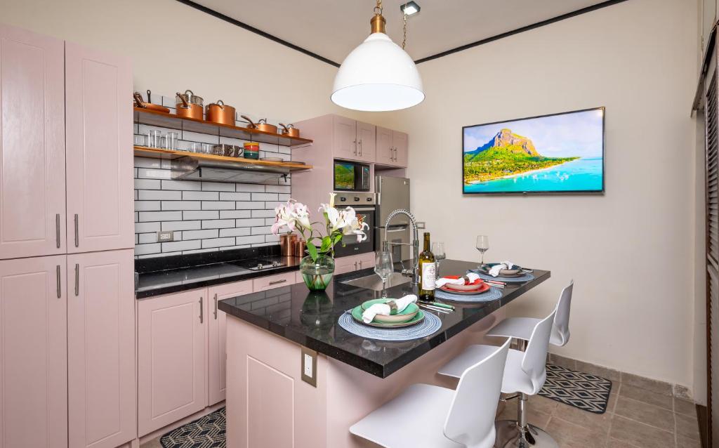 Tamarindo Gem: 1BR Apt in Heart!, Tamarindo