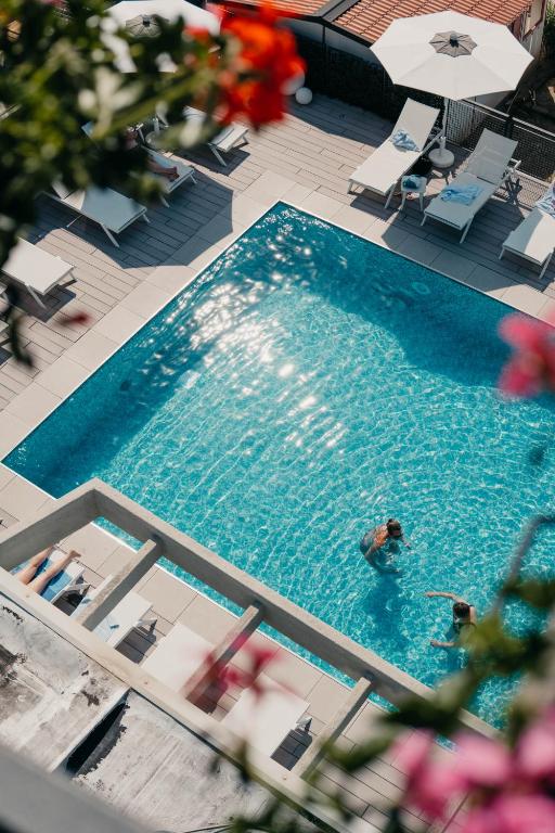 Hotel Adlon — Swimming pool in Jesolo, Veneto
