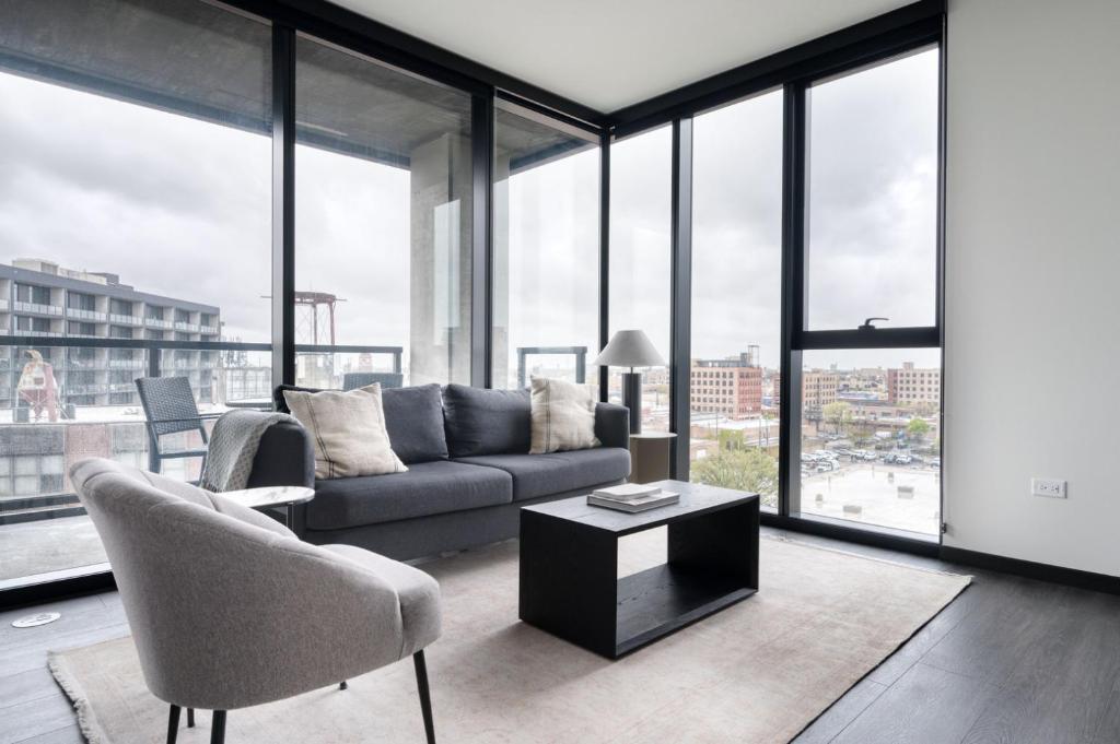 West Loop 2br w pool gym nr Union Park CHI-930, Chicago