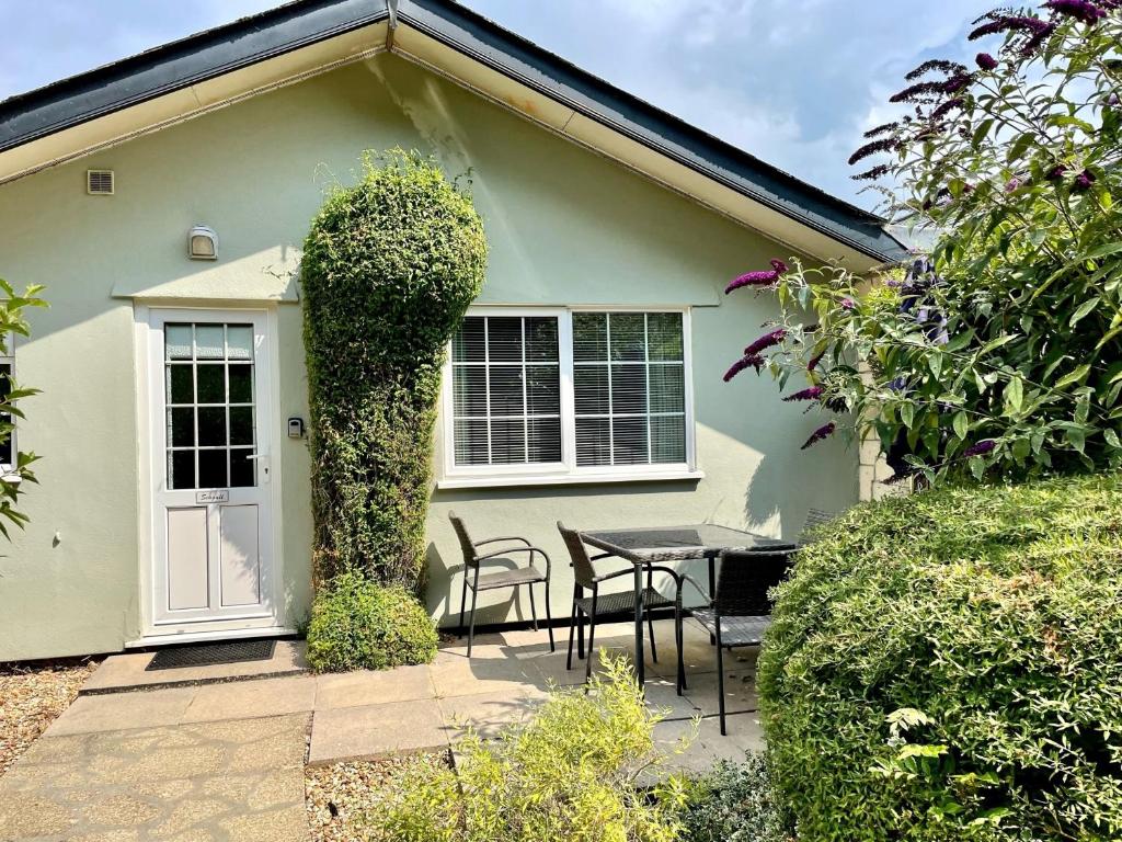 Seagull Leigh Cottages, Seaton