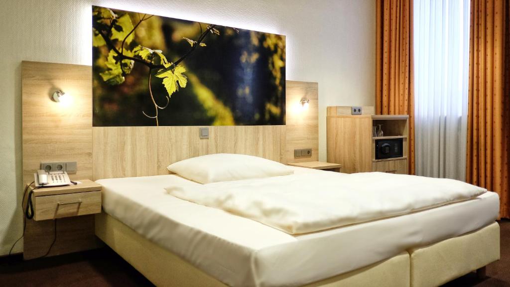 Hotel Ross photo