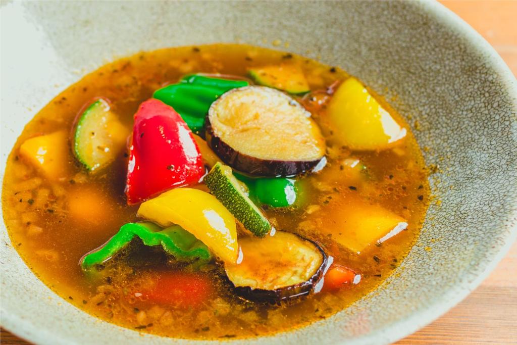 อาหารและเครื่องดื่ม