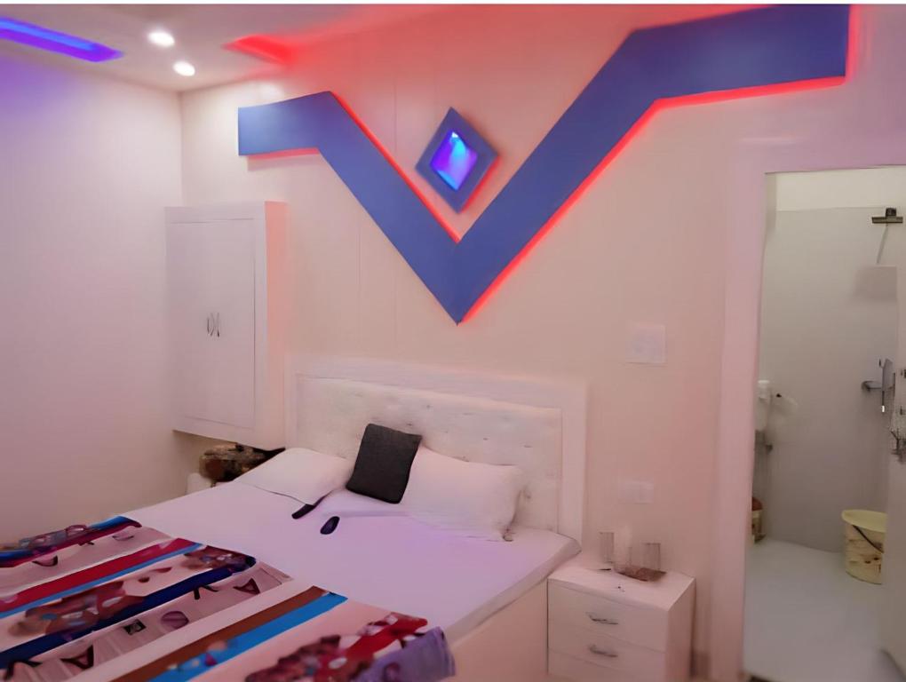 Taj Square A luxurious family homestay photo