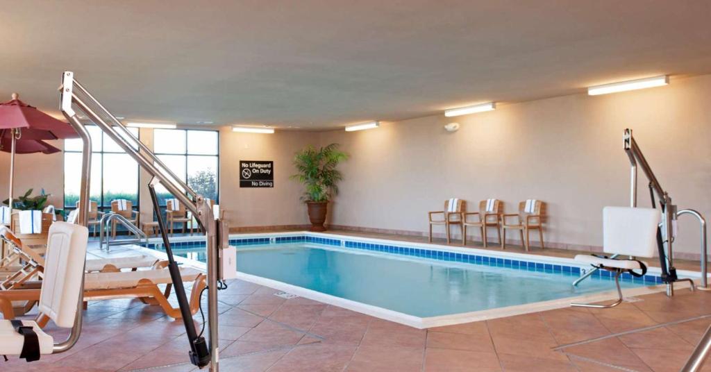 Hampton Inn & Suites Moline-Quad City Int'l Aprt photo