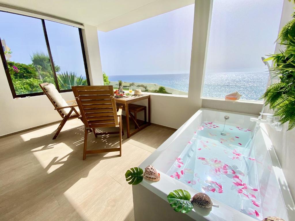 Beautiful Sea View - 4