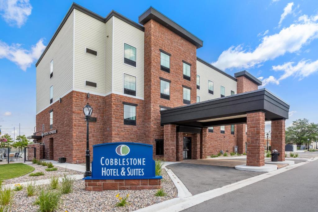 Cobblestone Hotel & Suites - De Pere Green Bay, De Pere