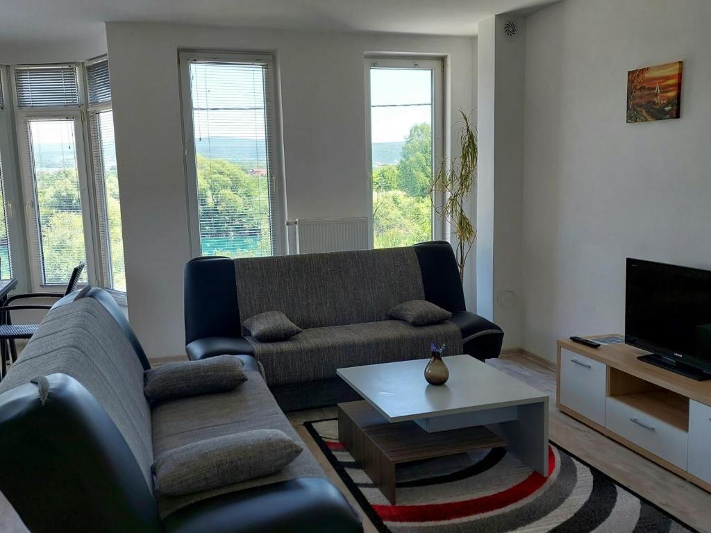 Apartments Window - 5