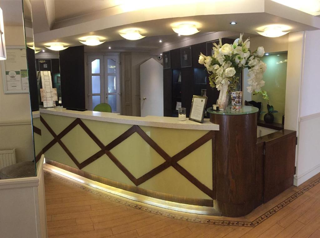 Best Western Ivy Hill Hotel photo