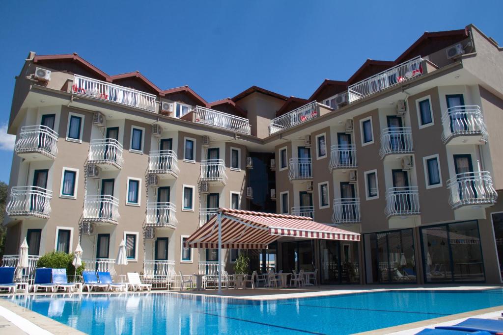 Remer Hotel — Hotel building in Fethiye, Mugla
