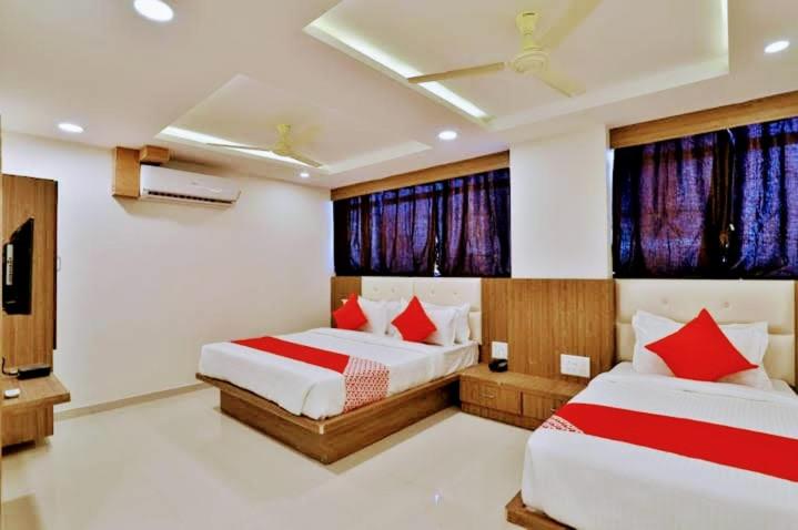 Hotel Pathik Villa-Ahmedabad photo