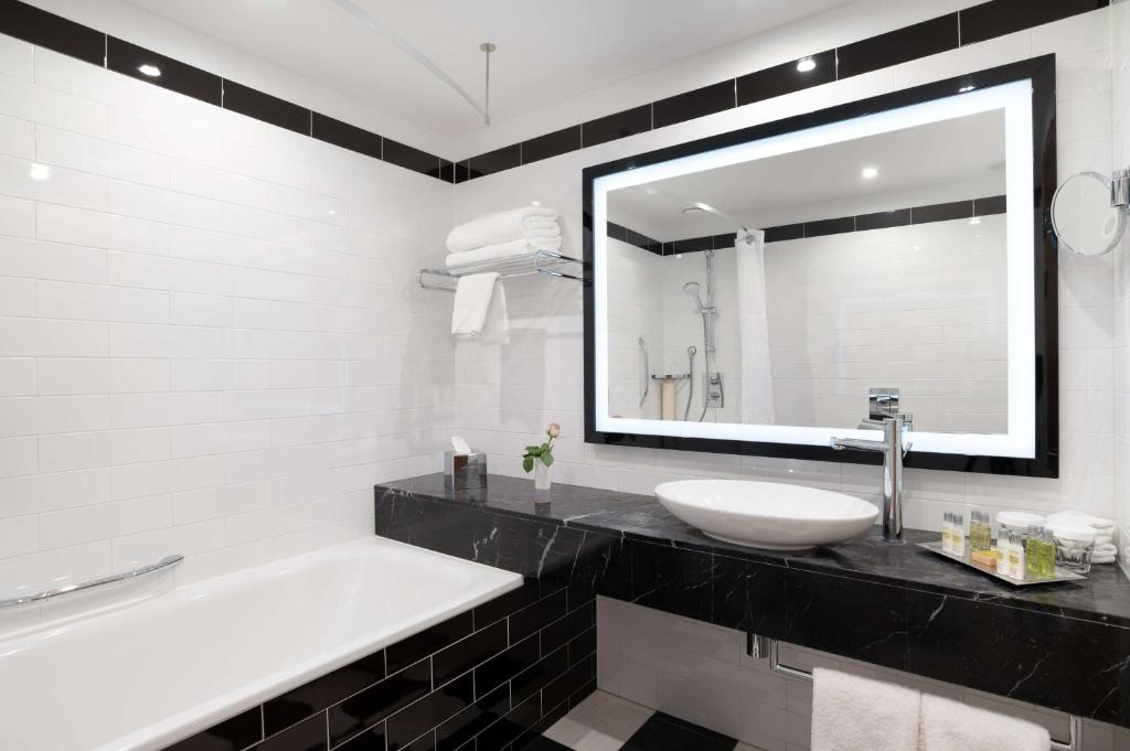 London Hilton London Wembley Additional