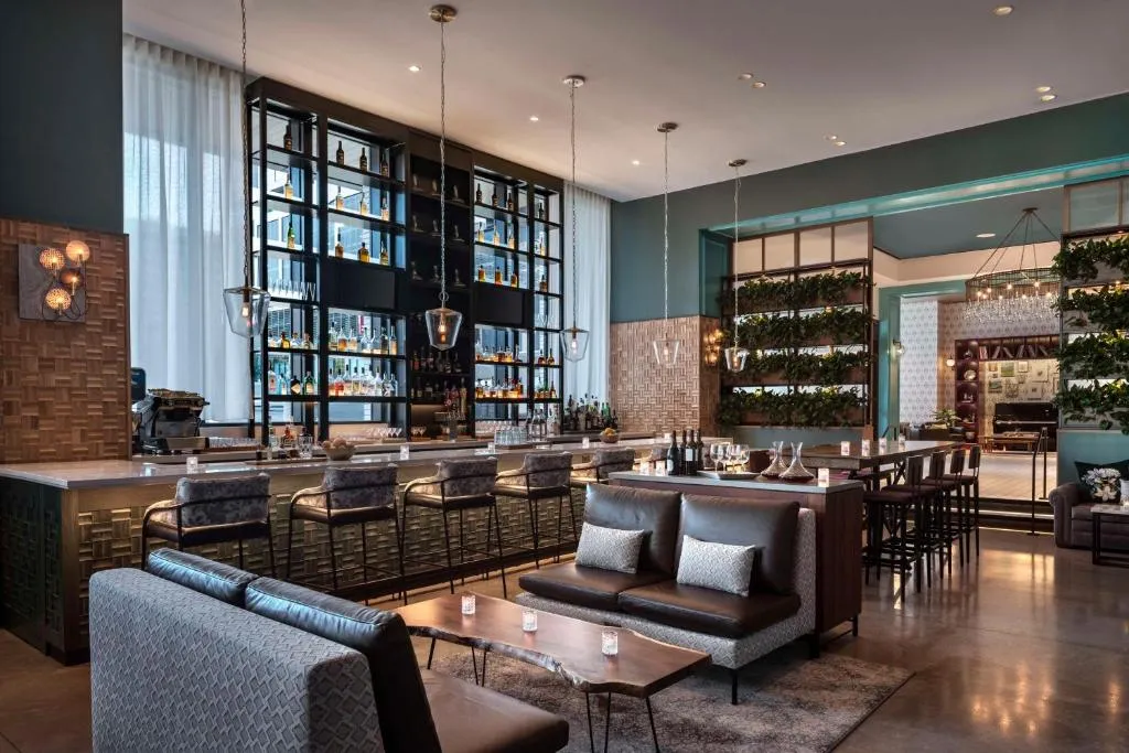 Hyatt Centric Downtown Nashville，位于纳什维尔的酒店