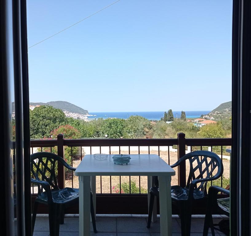 Alexandros Rooms & Studios photo