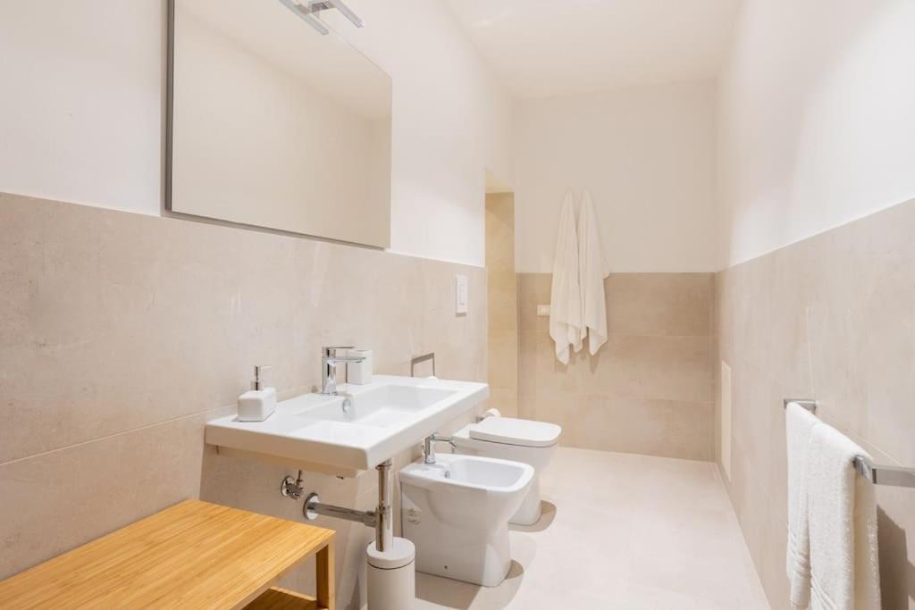 "PALAZZO SABBIONI" Appartamento Lusso Due Camere Soggiorno Cucina - 4