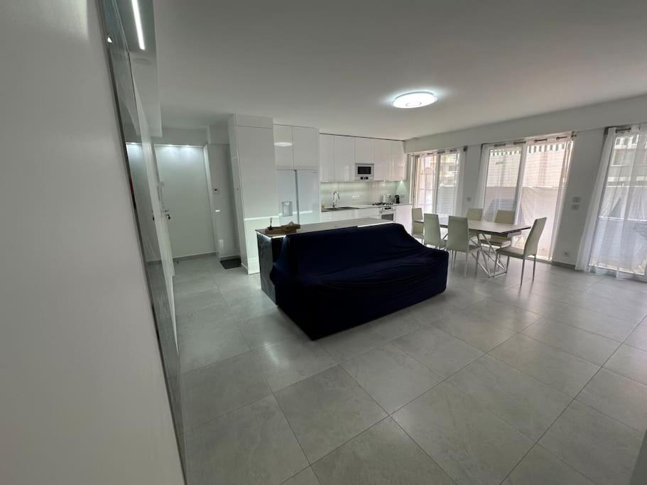 Impeccable 3 pièces 80m2 double balcons,proche mer Juan les pins proche Cannes - 5