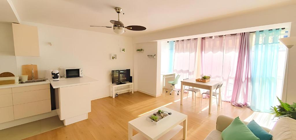Apartamento primera línea con acceso privado a la playa - 4