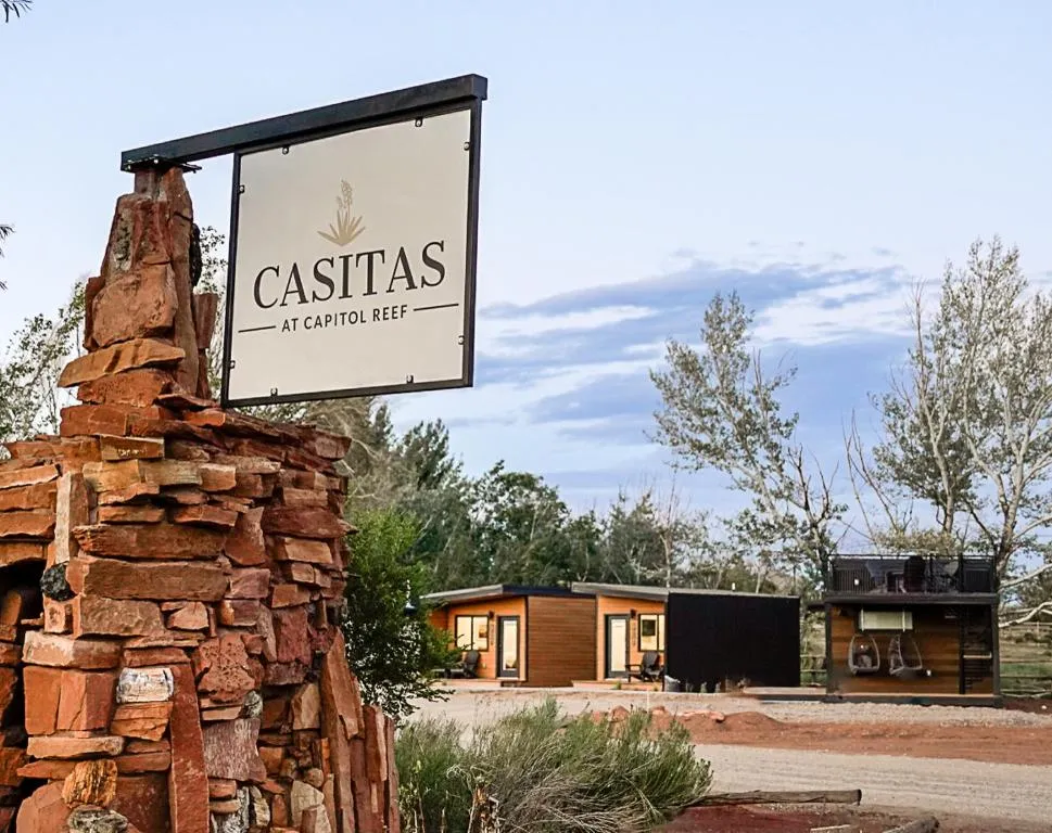 Casitas at Capitol Reef，位于托里的酒店