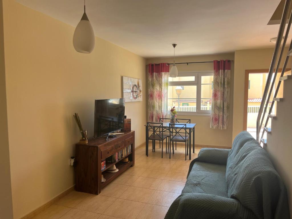 Caleta Holiday Rental - Casa Mombassa - 4