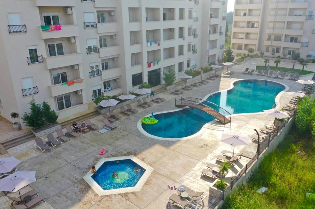 Swiss Apartments 2 - 3