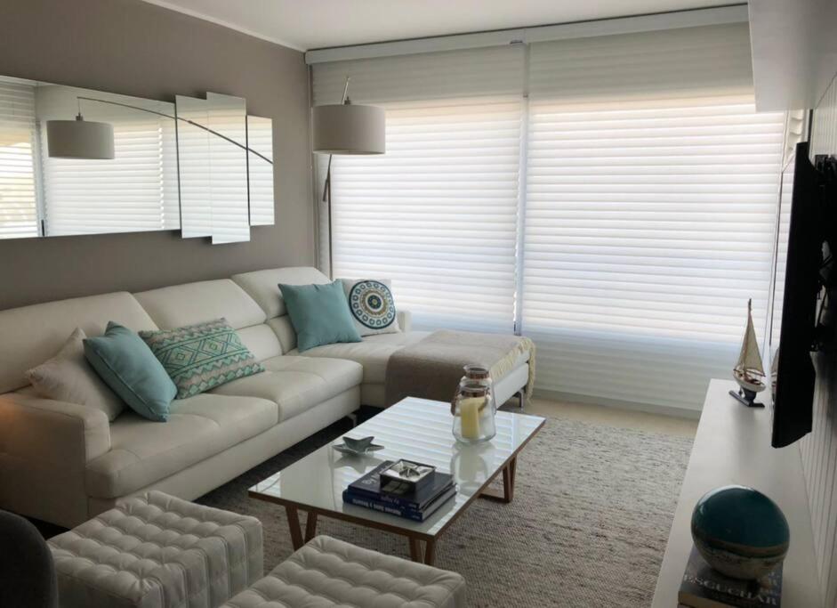 Edificio Simón Bolívar, con cochera. - 1