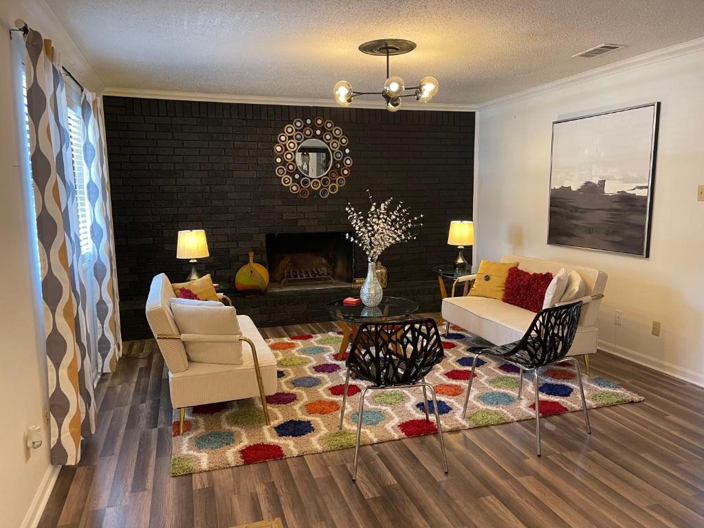 Lucky #9 Hot Springs, Hot Springs