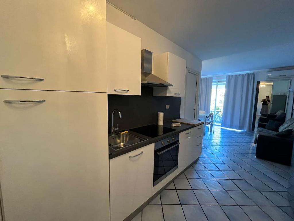 Dragonniere, Superbe 2P vue parc et piscine, près de Monaco, Roquebrune-Cap-Martin