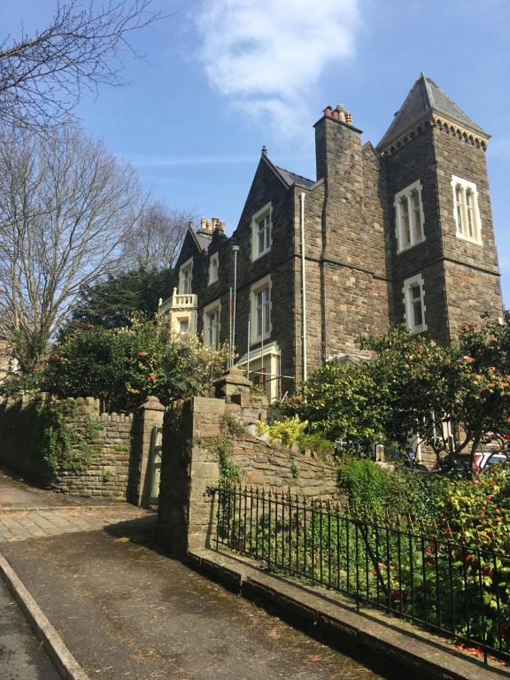 Westbrook-Homestay, Swansea