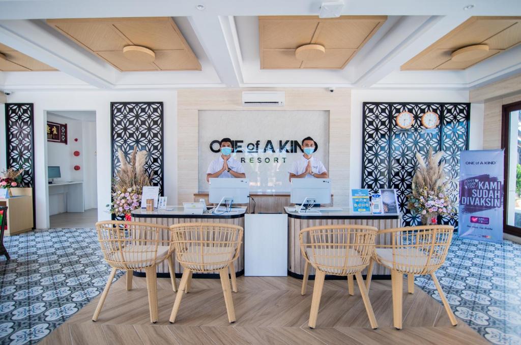 フロント・ロビー