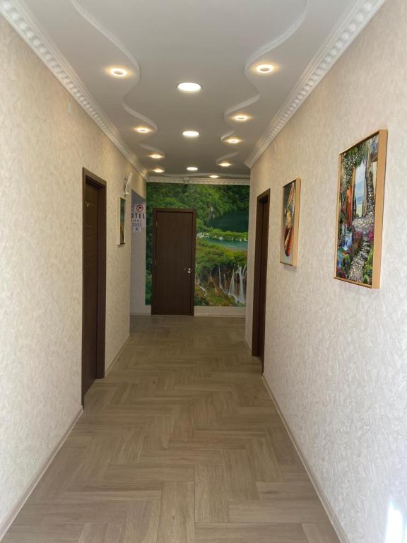 Hotel Sharl photo