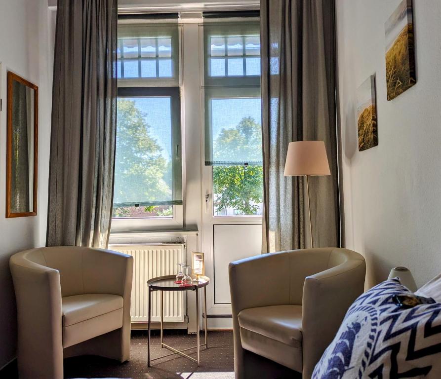 Hotel Schweizerhaus photo