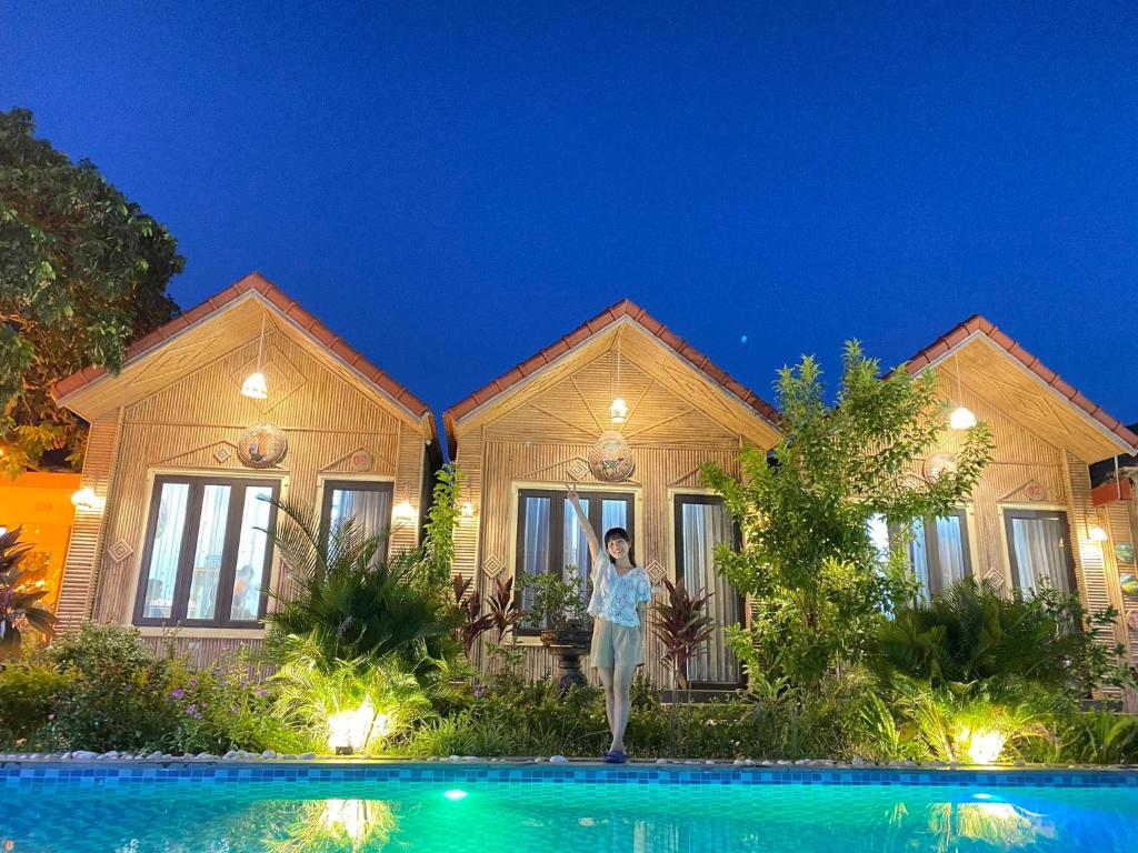 4. 탐 콕 민 훙 ..