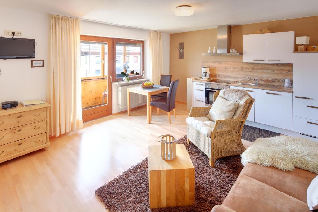 Haus Schmölz Ferienwohnung Allgäu - 4